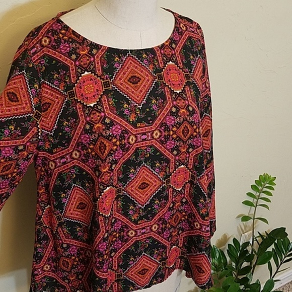 Printed Blouse • Key Hole Back • Impeccable Pig - Picture 3 of 7